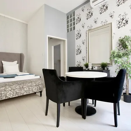 Premium By Hi5 - Astoria Square Apartamento Budapeste
