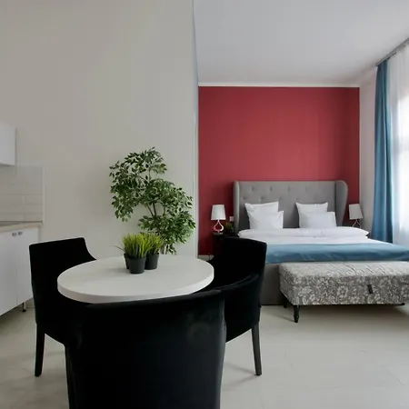 Premium By Hi5 - Astoria Square