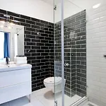 Premium By Hi5 - Astoria Square 아파트 *